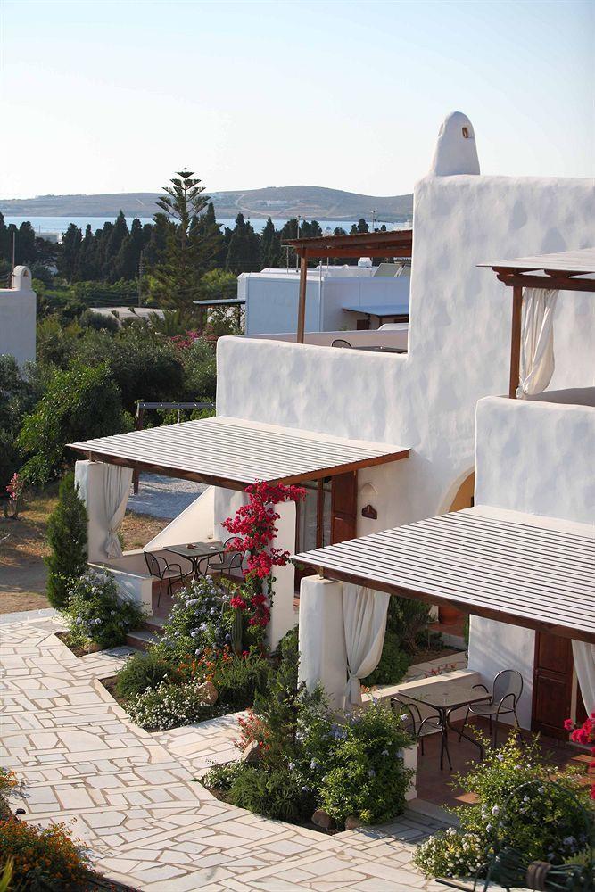 9 Muses - Paros Aparthotel Bagian luar foto